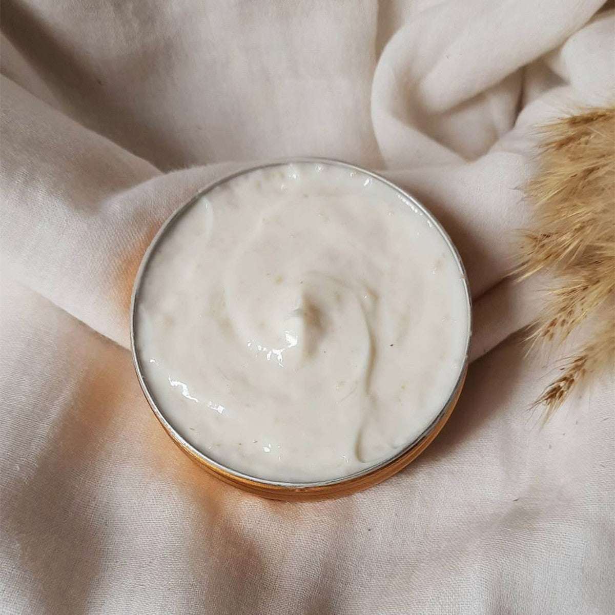 "Shine" Saffron and Sweet Almond oil Cream