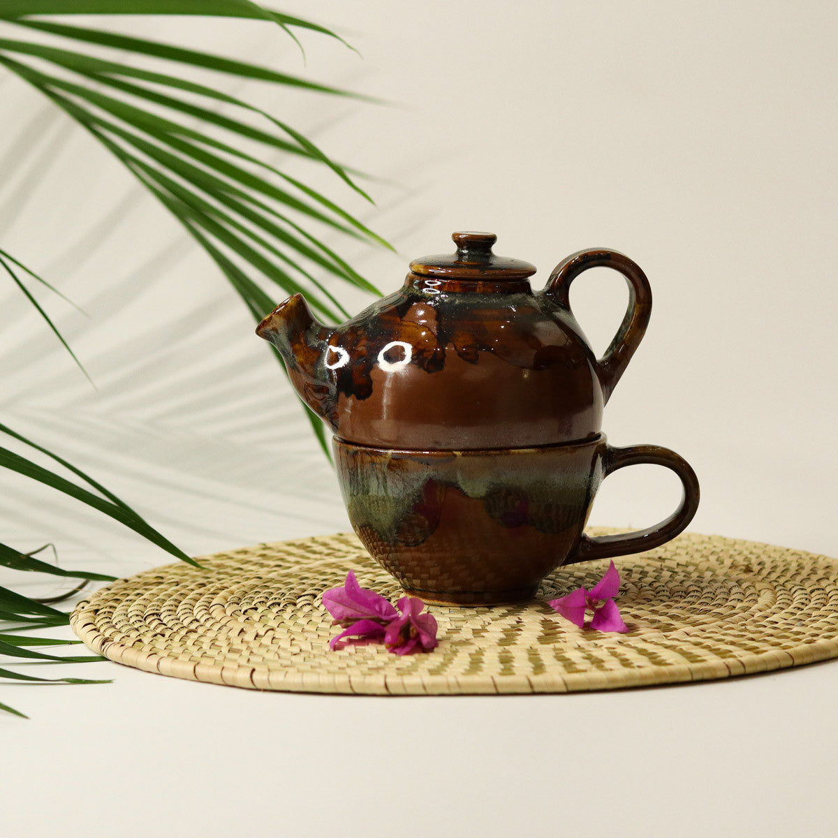 Single Teapot with Cup (Glazed Brown)