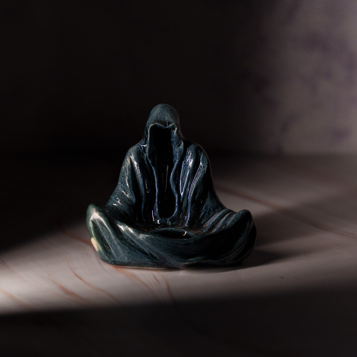 Ceramic Dark Candle Stand