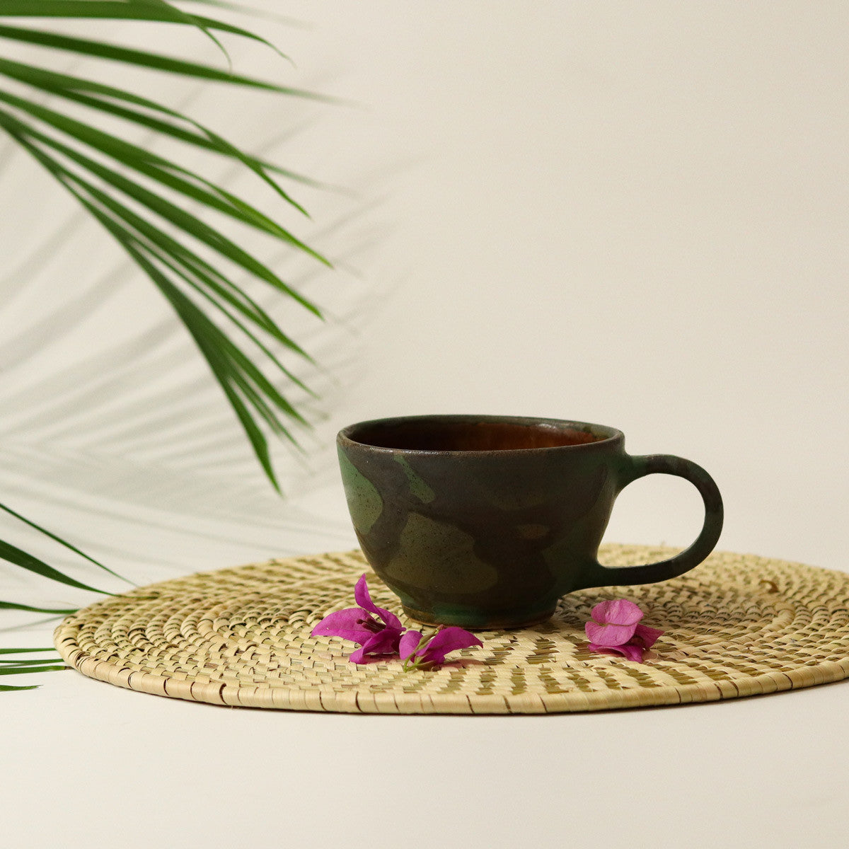 Single Teapot with Cup (Matt Green)