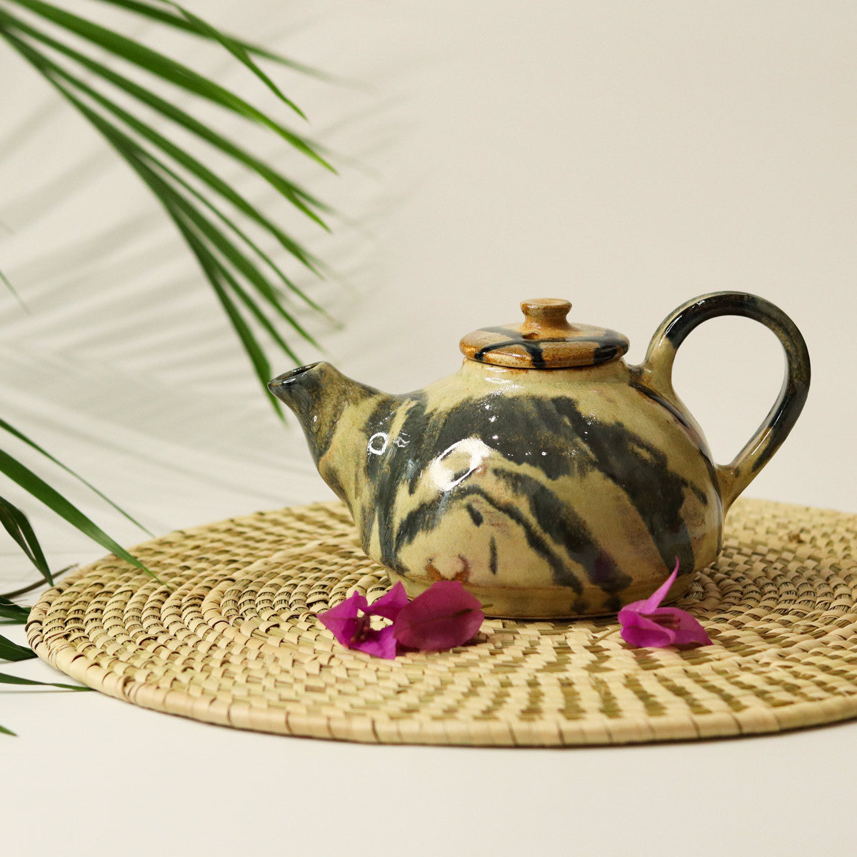 Double Teapot with 2 Cups (Cream)