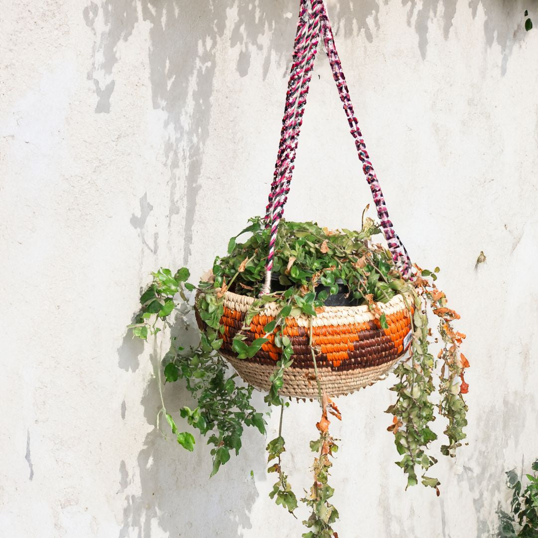 Sabai Hanging Planter