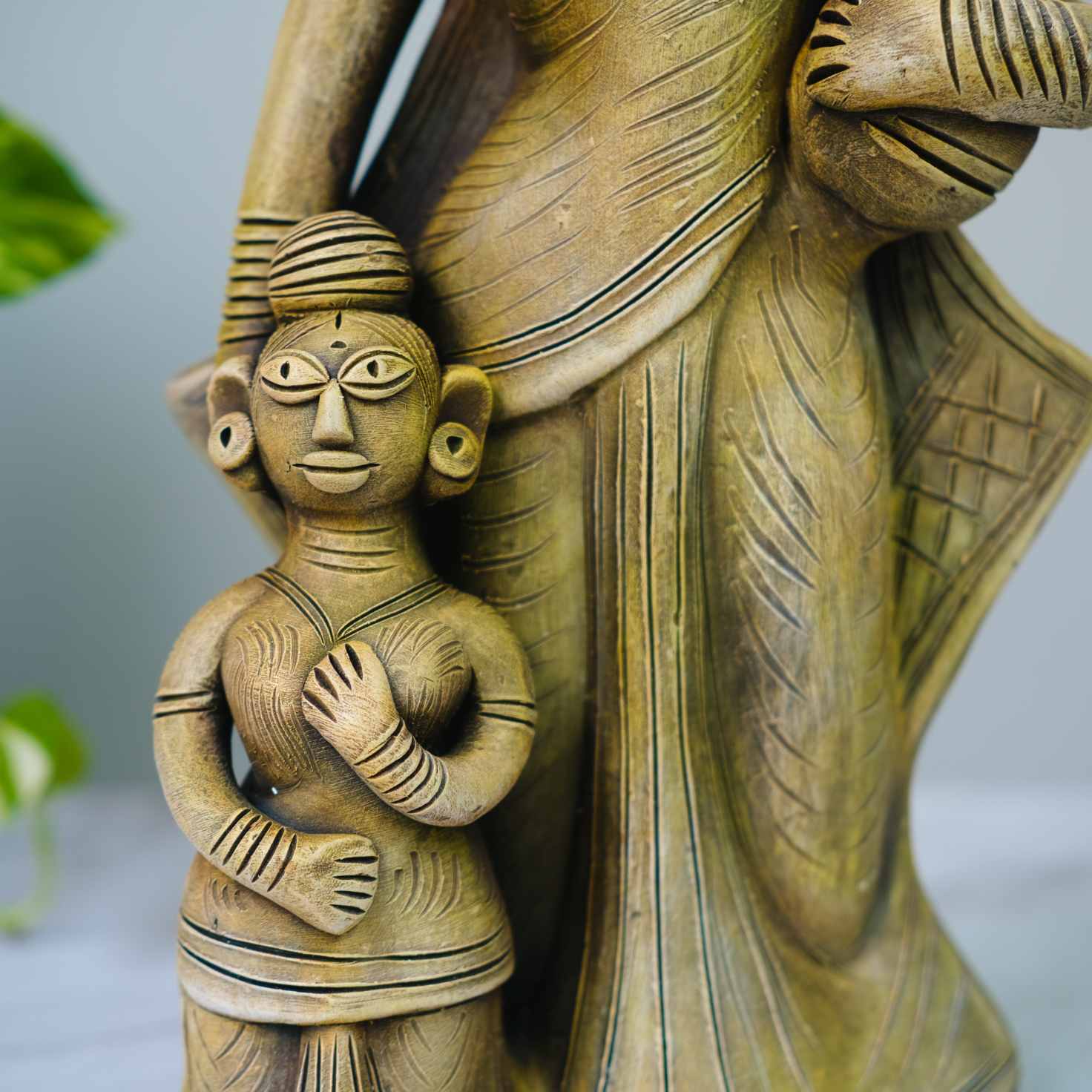 Krishnanagar Mother-daughter