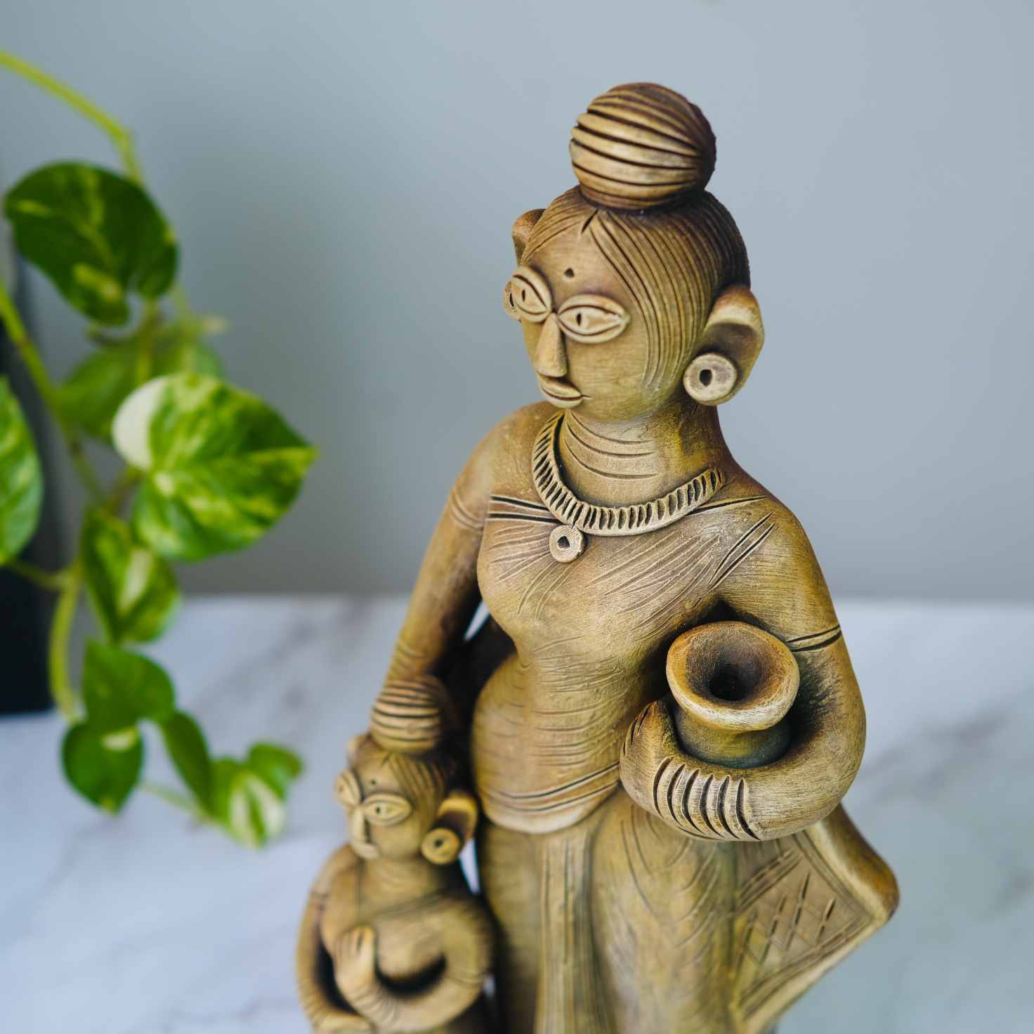 Krishnanagar Mother-daughter