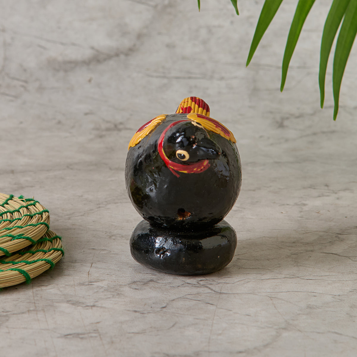 Galar Bird with Base- Black (Shellac Bird)