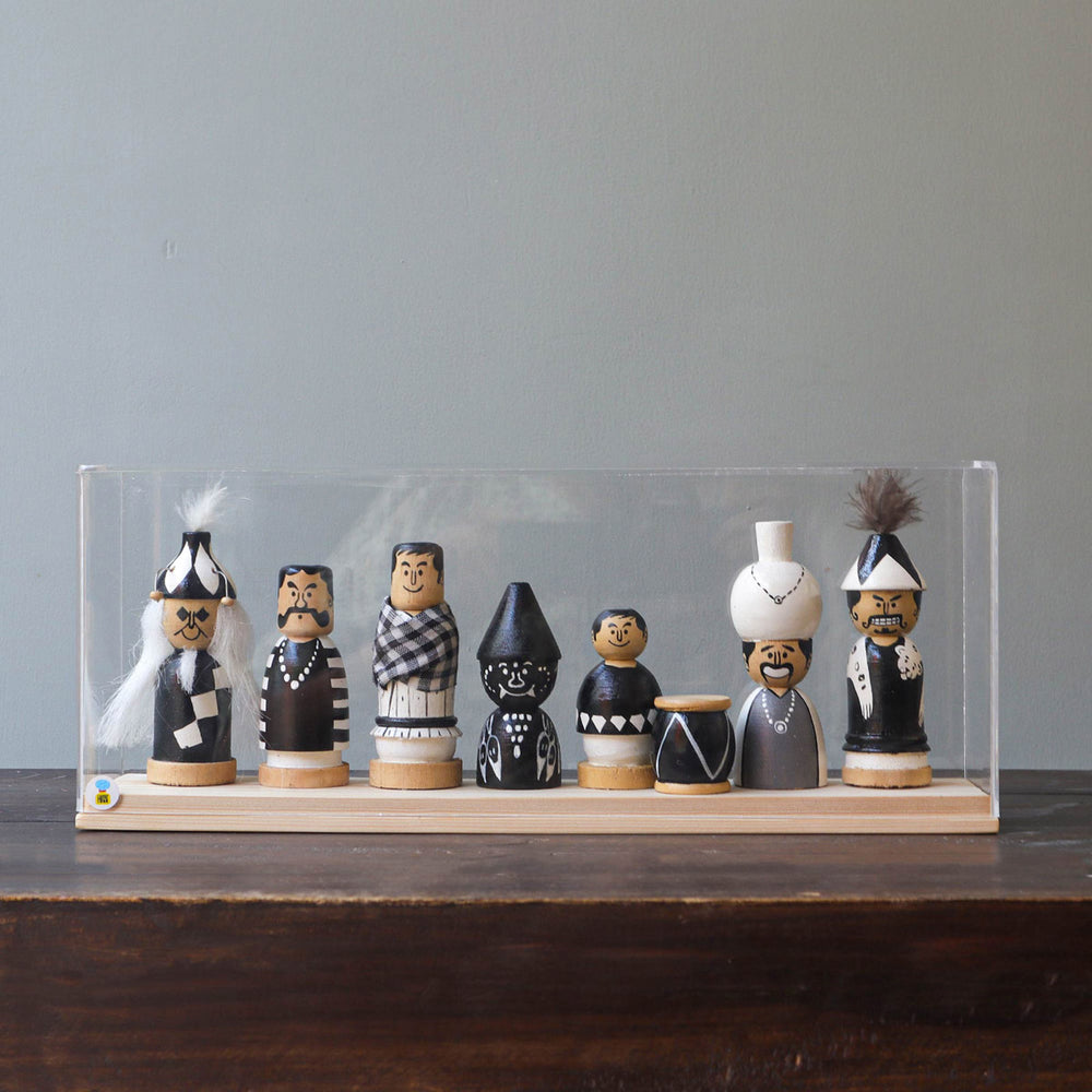 Mini Set (Set of 8 wooden figures inspired from the stories of Satyajit Ray)