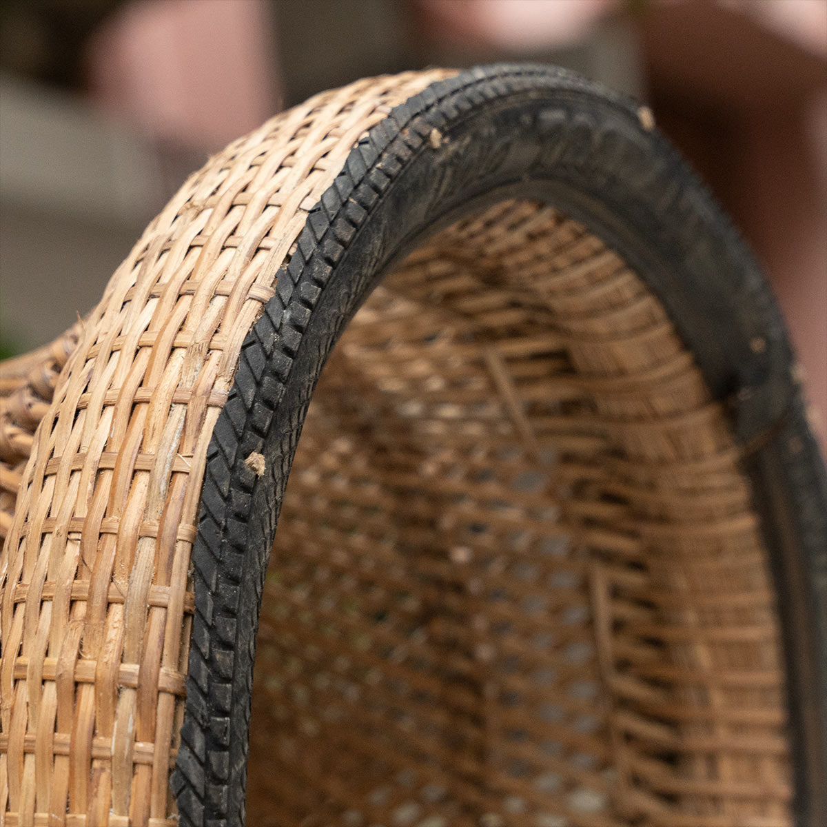 Cane Mora (Stool)- 18" Diameter