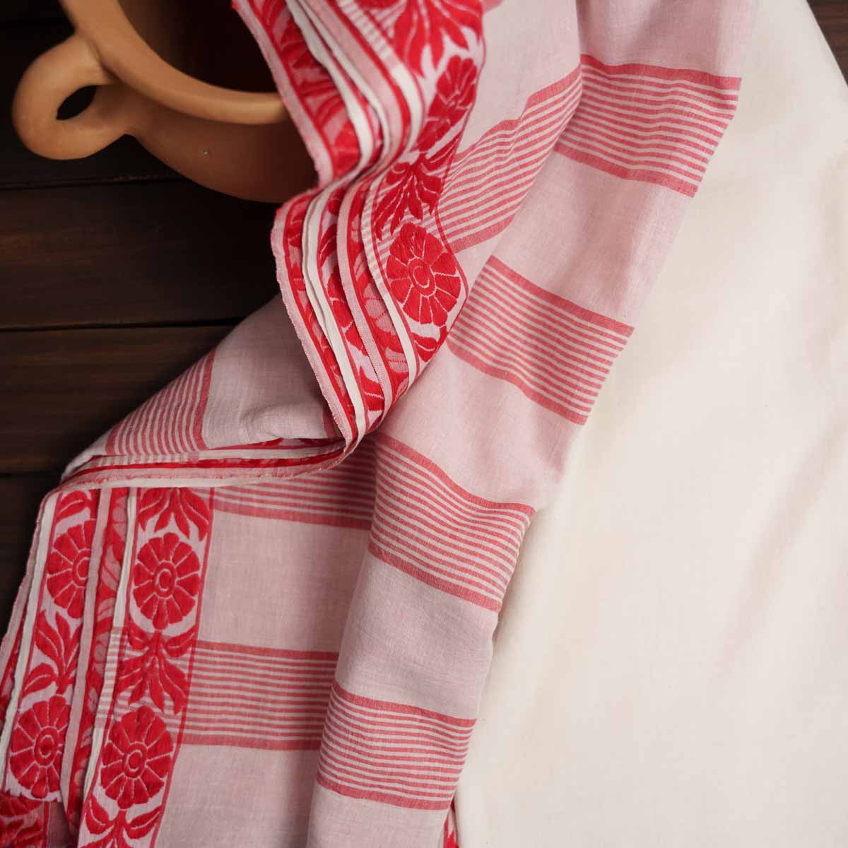 Kunjalata- কুঞ্জলতা পাড়ের শাড়ি (Shorbojaya)