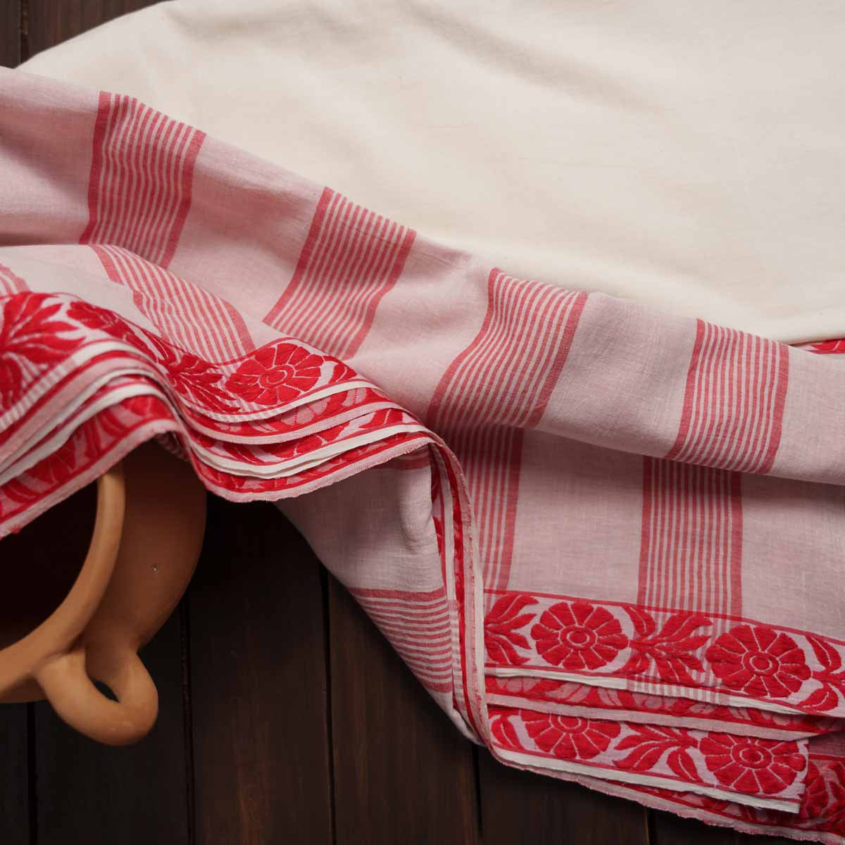 Kunjalata- কুঞ্জলতা পাড়ের শাড়ি (Shorbojaya)