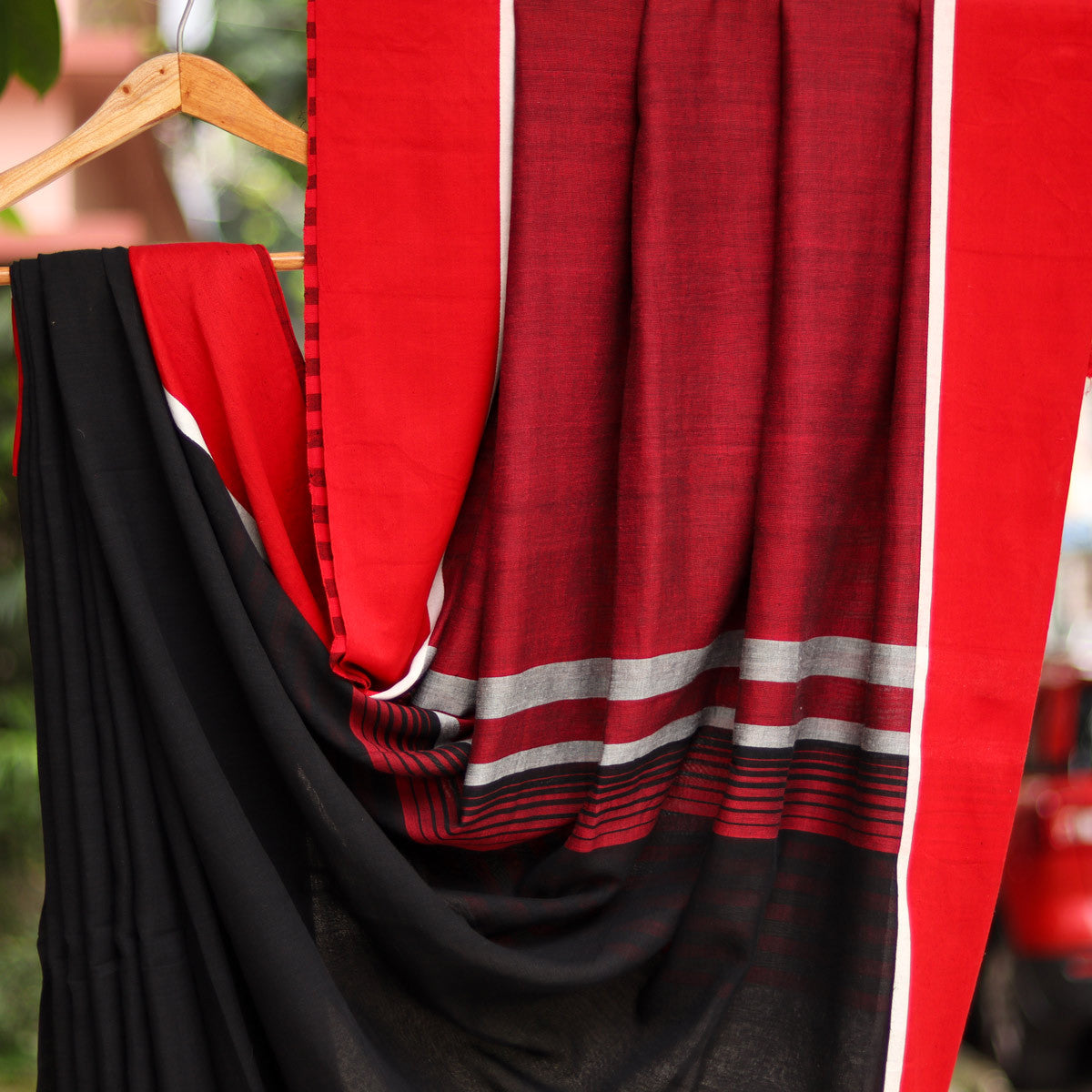 Velvet border saree/ভেলভেট পাড়ের শাড়ি (Bimala-Ghore Baire)