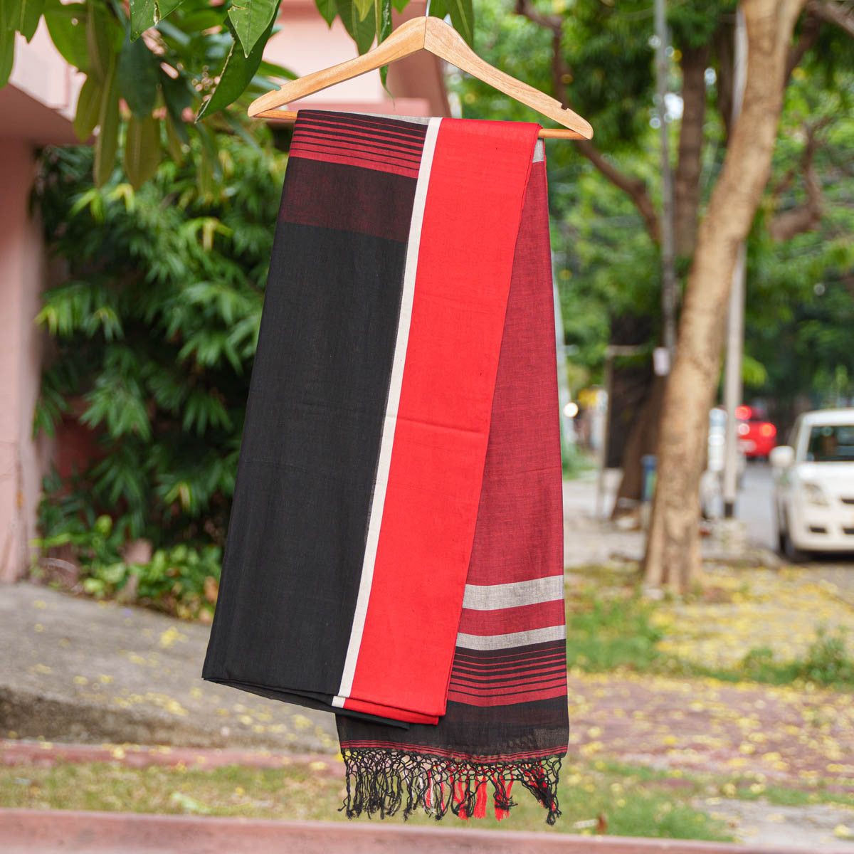 Velvet border saree/ভেলভেট পাড়ের শাড়ি (Bimala-Ghore Baire)