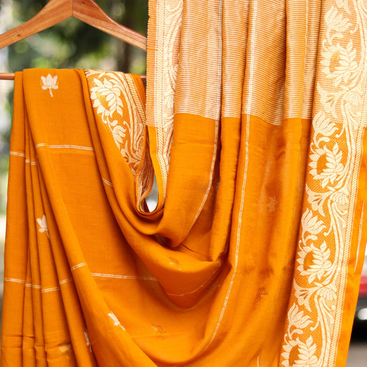 Kamal Lata Saree- কমললতা পাড়ের শাড়ি