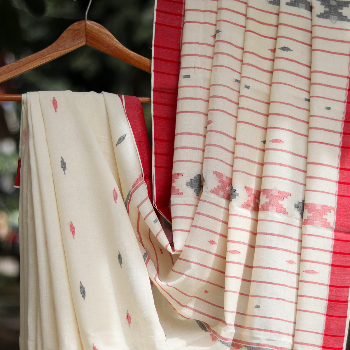 Cotton Jamdani White and Red Pattern