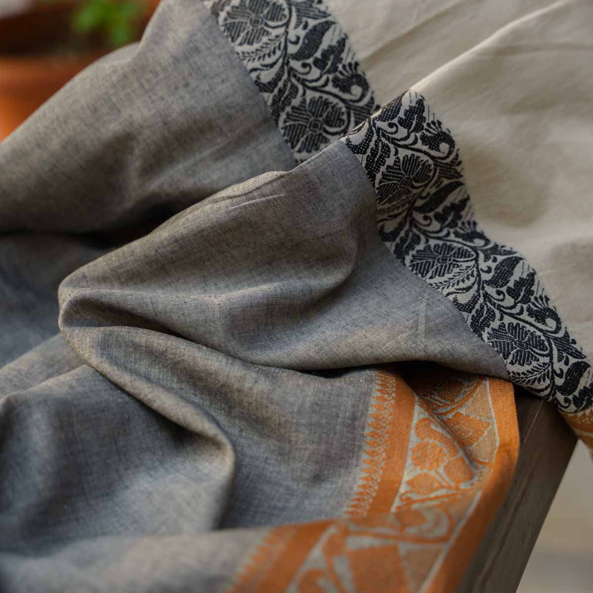 Ganga-Jamuna Saree- গঙ্গা-যমুনা পাড়ের শাড়ি