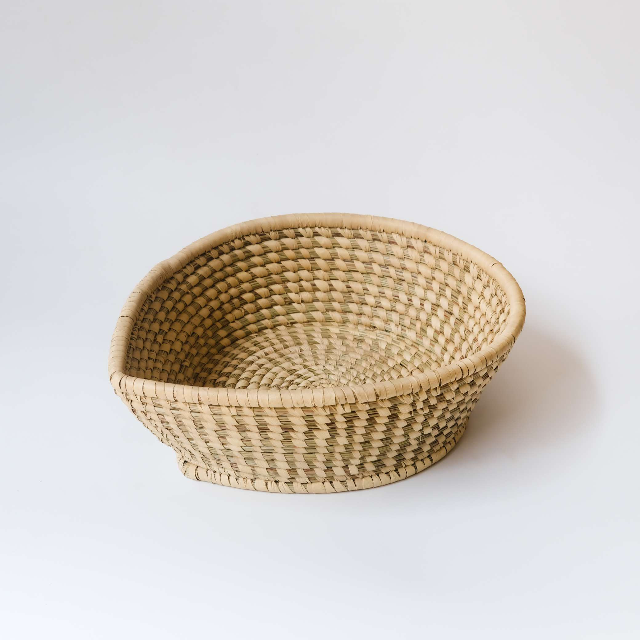 Sabai Grass Unique Basket